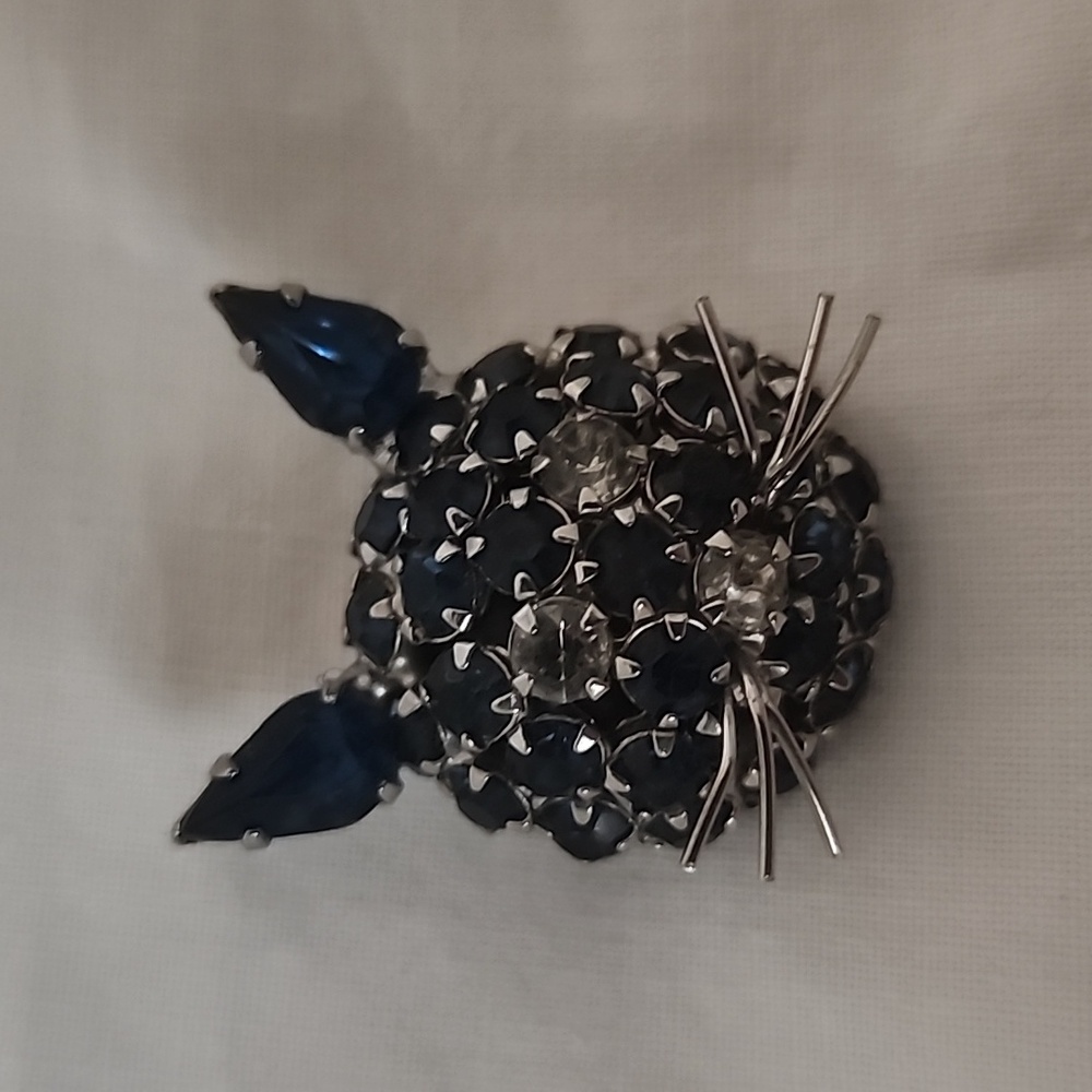 Vintage Designer Joseph Warner Rhinestone Kitty Brooch